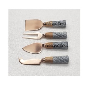 Ensemble à fromage élégant en acier inoxydable plaqué or avec manche en bois, accessoires de cuisine de qualité unique pour la maison, l'hôtel et le restaurant - Product Image 5