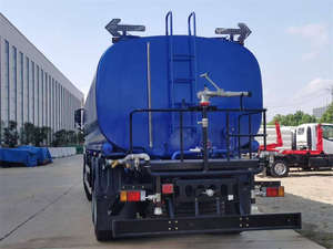 Camión Cisterna de Agua Usado 8x4 de 20cbm, 350HP Diésel, Hecho en China - Product Image 2