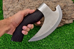 Cortador de Pizza de acero de alto carbono Funda de cuero fino Estilo vikingo Mango de madera Forjado a mano Hacha para acampar al aire libre Grado industrial - Product Image 2
