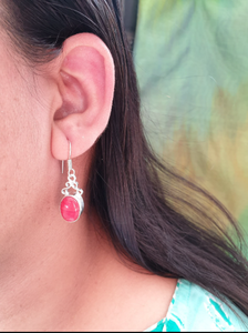 Pendientes de gota de piedra roja hechos a mano, joyería plateada de estilo bohemio para mujer, ropa informal ligera, cuelga para mujer y Niña - Product Image 4