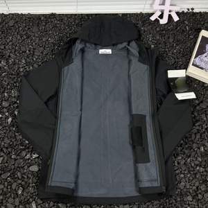 Chaqueta Softshell con Capucha para Hombre, de Alta Calidad, Negra, con Cierre, Personalizable con Logotipo, Cortavientos, para Deportes al Aire Libre y Escalada - Product Image 6