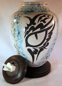 Pots de couleur blanche et noire de conception unique pour des urnes de souvenir de crémation d'animaux de compagnie en métal avec le couvercle en bois t prix bon marché - Product Image 2