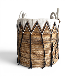 Cesto de Lavandería de Macramé con Flecos, Cesto de Almacenamiento de Metal - Product Image 1