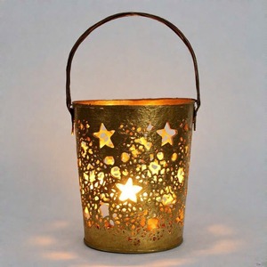 CandleWish Winter Blessing Portavelas de aluminio Elegante diseño de fundición Perfecto para Nochebuena y decoración navideña - Product Image 6