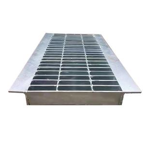 Grille en acier galvanisé à dents personnalisée, robuste, pour sol industriel/grille en acier robuste/couverture de drainage de <span class=keywords><strong>gouttière</strong></span> - Product Image 1