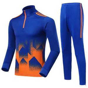 Conjunto de ropa de fútbol para hombre 2024, chándal de fútbol de terciopelo de invierno con bolsillos, camiseta, partido y diseño inspirado en el juez para niños - Product Image 3