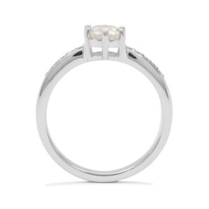 Anillo de Plata de Ley con Circonita Blanca Corte Radiante de 1ct, Engaste Invisible Geométrico - Product Image 3