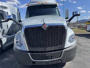 Camion benne International 2012-2017 neuf/occasion, cabine couchette, moteur diesel 10 cylindres, caméra arrière 360°, écran tactile, 6x4, conduite à gauche - Product Image 4