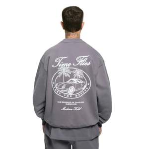 Time Flies Oversized Crewneck <b>Sweatshirt</b> <b>Grey</b> Heavyweight Cotton Fleece Relaxed Fit Streetwear Ribbed Cuffs Stylish Durable - Product Image 2