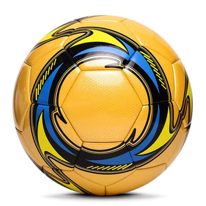 Vente à chaud de ballons de football de haute qualité PU/TPU/PVC respirant écologique cousu à la main Football Logo personnalisé et couleurs - Product Image 1