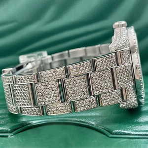 Offre Spéciale White Iced Out Moissanite Diamond Watch Mouvement automatique Montre de style Hip Hop Occasions spéciales disponibles à la vente - Product Image 6