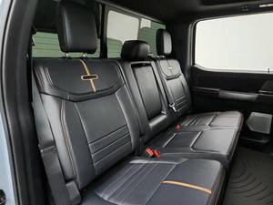 Magnifique Ford F-450 Super Duty Platinum 2024, transmission automatique, V8 cylindres - Product Image 5