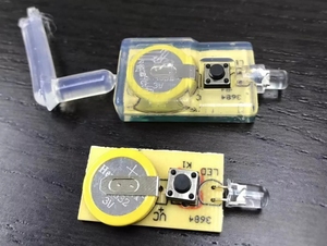 Machine d'injection à basse pression pour le surmoulage électronique - Product Image 2