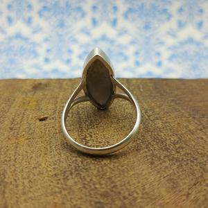 Anillo de labradorita con forma de marquesa de plata fina hecho a mano, banda dividida de alta calidad, joyería de boda, Perla de diamante de estilo bohemio para - Product Image 2