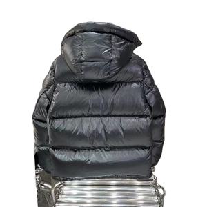 Veste d'hiver pour hommes Veste d'extérieur chaude en duvet épais pour hommes Manteau Logo personnalisé Veste bulle décontractée à la mode pour hommes - Product Image 3