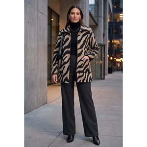 Abrigo de visón con estampado de leopardo, sin forro, talla grande - Product Image 2