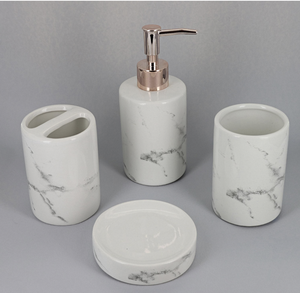 Alta demanda 4 piezas de mármol ecológico de lujo Hotel inodoro accesorios de baño conjunto tamaño personalizado hecho por Tayyab Handicraft - Product Image 1