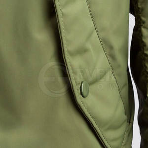 Chaqueta de bombardero para hombre al por mayor, chaqueta cortavientos Lisa personalizada para hombre, chaqueta de invierno recién llegada, chaqueta de bombardero personalizada de alta calidad - Product Image 4