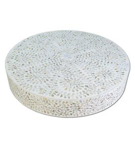 โต๊ะกาแฟหรูหราทันสมัยพร้อมฐานสีทองฝังมุกสีขาวสำหรับห้องนั่งเล่นสุดหรู - Product Image 1