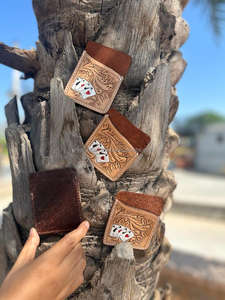 ที่ใส่บัตรเครดิตหนังเอซแบบใช้มือที่มีคุณภาพดีที่สุดที่ใส่บัตรหนังแท้แบบตะวันตกสำหรับทุกเพศ - Product Image 6