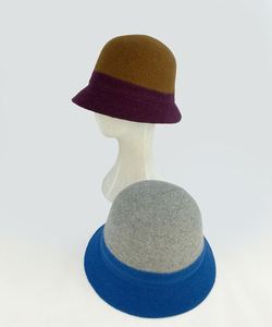 Chapeau Bob Réversible Personnalisé pour Femme, Imprimé All-Over, en Laine, Style Créateur de Mode - Product Image 5