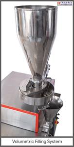 Machine à emballer modèle HD avec remplissage volumétrique pour l'emballage automatique de granulés et de poudres à écoulement libre - Product Image 2