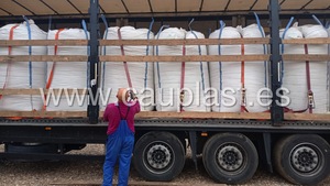 <span class=keywords><strong>Sbr</strong></span> 1-3 mét <span class=keywords><strong>styrene</strong></span> <span class=keywords><strong>butadiene</strong></span> cao su từ Tây Ban Nha cho sản xuất sân chơi gạch - Product Image 4