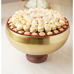 Bol de service aux fruits secs au design antique avec socle en bois pour hôtel, mariage, restauration, bonbons au chocolat doux - Product Image 1