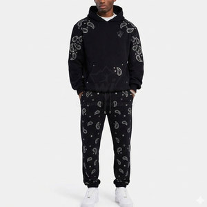 Survêtement à manches longues avec strass pour homme, avec pantalon de jogging assorti et coupe confortable pour les activités quotidiennes - Product Image 2