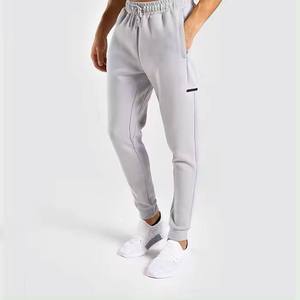 Vente en gros de pantalons de jogging décontractés en coton taille haute personnalisés pour hommes pantalons de jogging d'été en tissu de velours côtelé tissé - Product Image 4