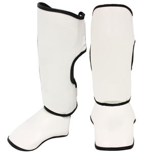 Protège-tibias en cuir PU de couleur personnalisable avec garniture noire, protection du cou-de-pied profilée, mousse EVA, logo personnalisé, protection complète - Product Image 1