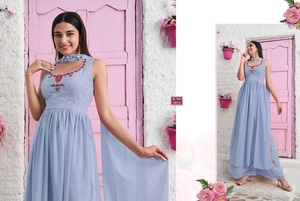 Traje de corte Nayra de última tendencia para mujer, ropa de boda y exterior disponible a precio mayorista desde India - Product Image 2