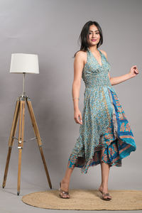 OEM personalizado moda Sexy vestido de seda estampado mujeres de alta calidad verano Casual vacaciones cuello Halter espalda descubierta bohemio playa Maxi - Product Image 3