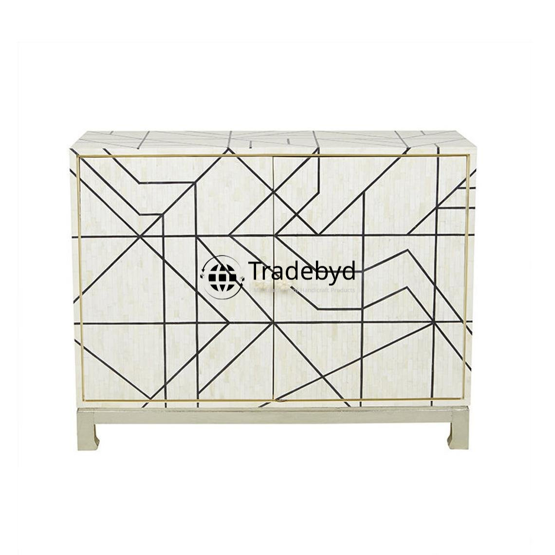 Available in different Colors