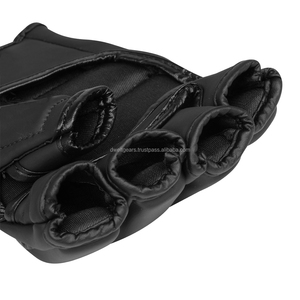 ถุงมือชกมวยหนังแท้ DWELT GEARS รุ่น DG-MG-1012 ปักโลโก้ได้ ระบายอากาศได้ดี น้ำหนักเบา สายรัดข้อมือปรับได้ ปิดด้วยแถบตีนตุ๊กแก - Product Image 5