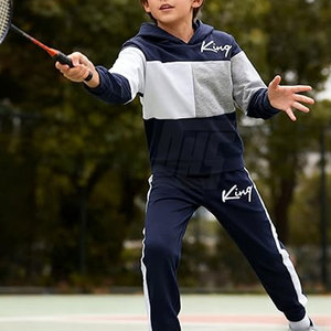 Conjunto Deportivo de Dos Piezas para Niños, Tela Resistente, para un Estilo de Vida Activo - Product Image 2