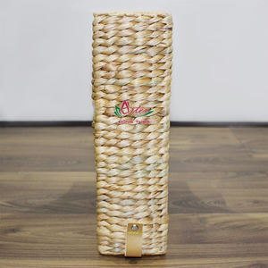 Artex Dong Thap Porte-revues écologique en jonc de mer Organisateur de stockage artisanal fait à la main pour la maison et le bureau - Product Image 5