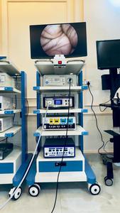 รถเข็นผ่าตัดผ่านกล้องของคาร่าพร้อมกับเครื่องจักรอุปกรณ์ทางการแพทย์ผ่าตัด - Product Image 2