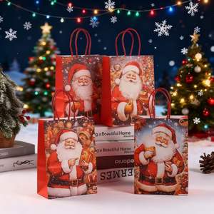 Sac de Noël en papier de luxe personnalisé avec poignée Design d'arbre festif pour emporter et faire du shopping Emballage cadeau - Product Image 2