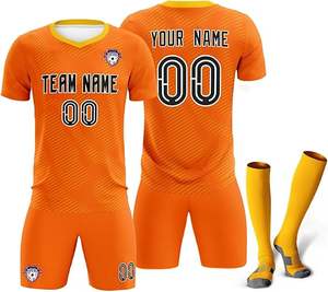 Kits de football personnalisés OEM | Uniformes de football sublimés | Fabricant de vêtements d'équipe | Polyester respirant - Product Image 1