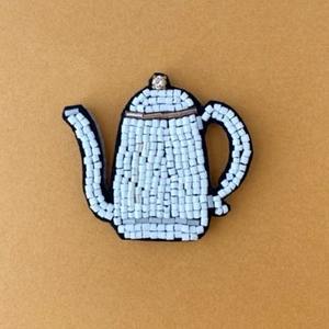 Ornement suspendu artisanal en forme de fleur, broderie perlée, symbole traditionnel pour mur, élégant accent scintillant, exportations - Product Image 6