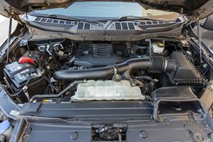 ฟอร์ด เอฟ-150 แลเรียท ซูเปอร์ครูว์ 4x4 ปี 2021 มือสอง สภาพดี เครื่องยนต์ EcoBoost V6 400 แรงม้า ขับเคลื่อน 4 ล้อ - Product Image 6