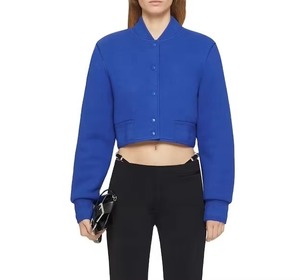 Veste de sport courte matelassée personnalisée avec logo pour femmes, avec options d'impression sur coton et style universitaire - Product Image 5