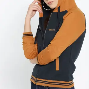 Sudadera con Capucha de Punto Ajustada de Moda para Mujer, Informal, con Logotipo Frontal, Cuello con Capucha, Alta Calidad, para Invierno, MOQ Bajo - Product Image 1