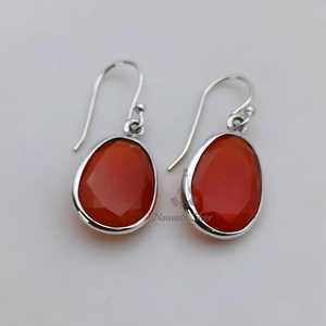 Pendientes de Plata de Ley 925 con Cornalina Roja Natural, Colgantes Ovalados Hechos a Mano, Joyería de Piedra de Nacimiento de Julio, Idea de Regalo Única - Product Image 3