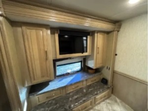 Autobús deportivo Coach Man 408 DB diésel de 2017 con motor diésel Cummins I6 de 340 hp - Product Image 6