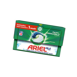 Pour les dosettes de blanchisserie fraîchement parfumées à triple action Ariel Solid Dirt Fighter efficace et protecteur de fibre pour les vêtements - Product Image 1