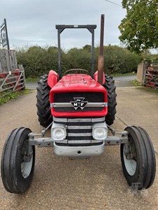 รถแทรกเตอร์ฟาร์ม Massey Ferguson 135 2WD/4WD ราคาถูก MF135 รถแทรกเตอร์ฟาร์ม 45 แรงม้า - Product Image 3