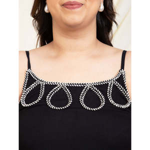 Deebaco Women's Plus Size <b>Black</b> Evening <b>Dress</b> With Embroidery Asymmetric A-Line <b>Floor</b>-<b>Length</b> Spaghetti Strap Elegant <b>Dress</b> - Product Image 2