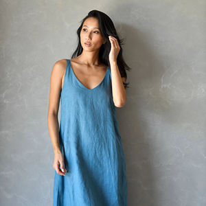 Robe midi légère en lin de style estival sans manches col V profond poches tissées solide naturel teint uni - Product Image 1